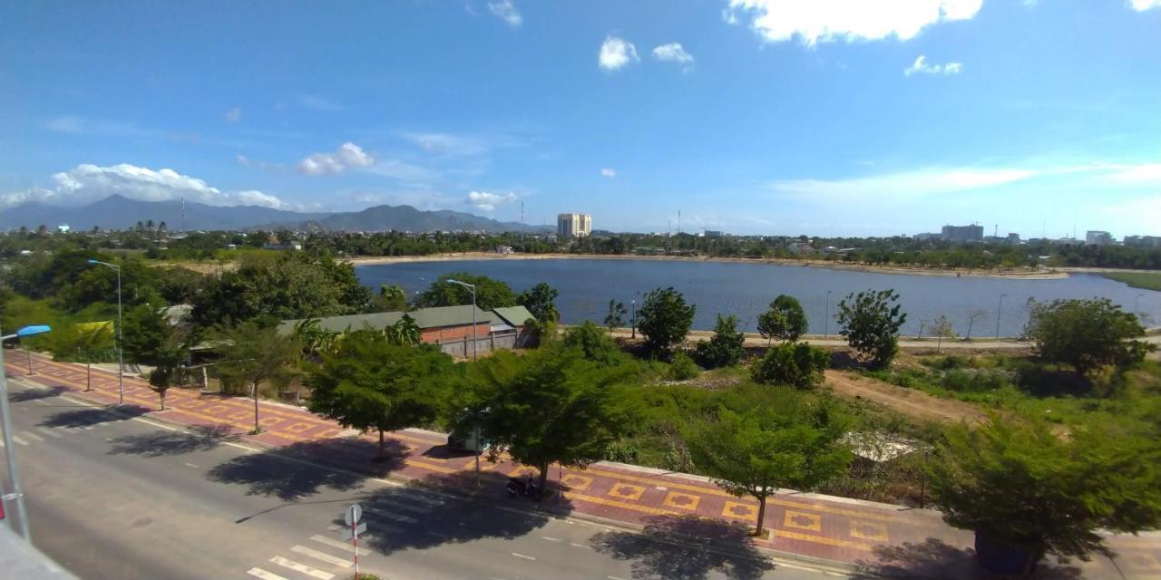 Khach San Anh Dong Hotel Phan Rang Exterior foto